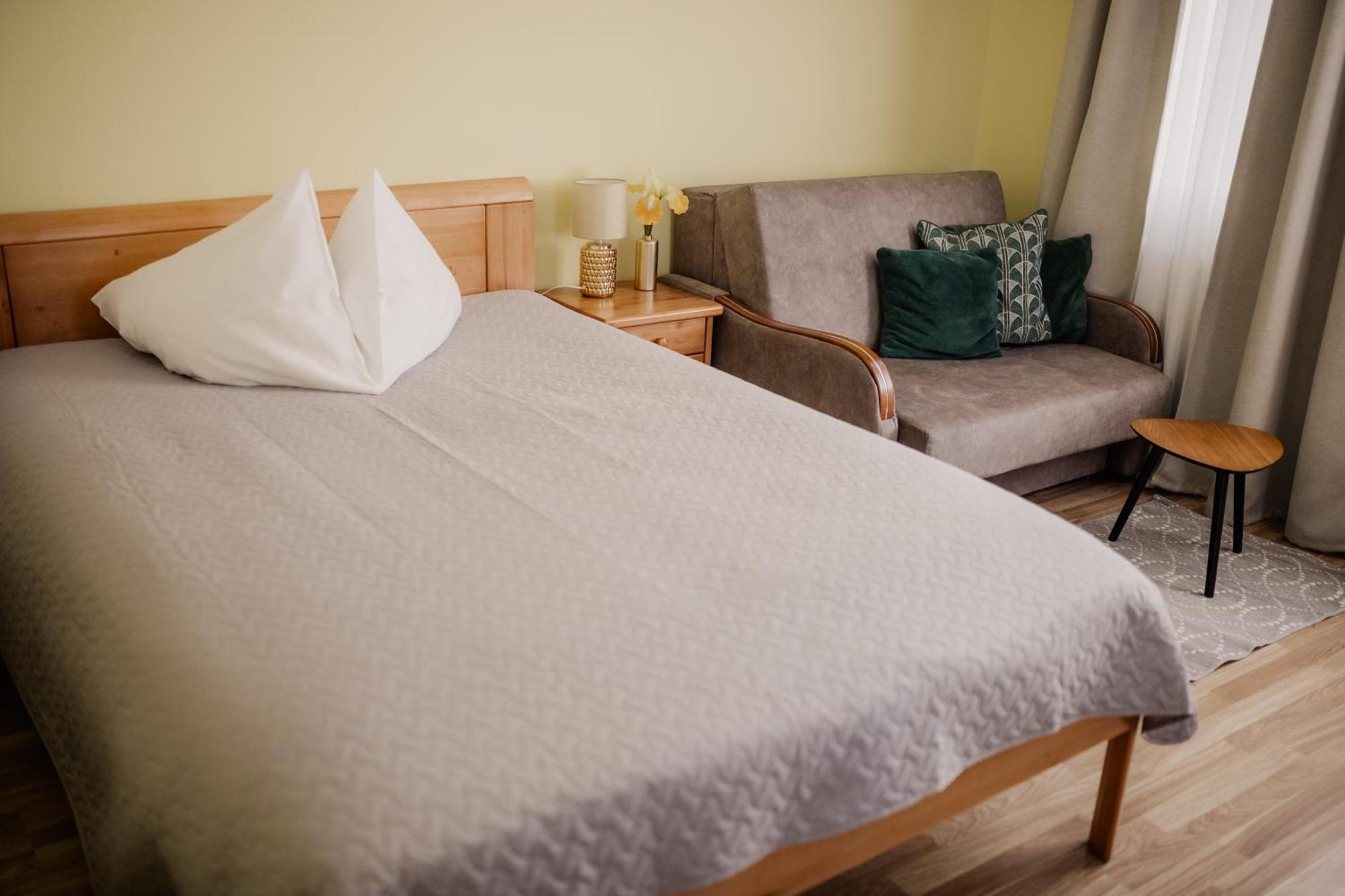 Saules Iela 2A Aparthotel Saldus Εξωτερικό φωτογραφία
