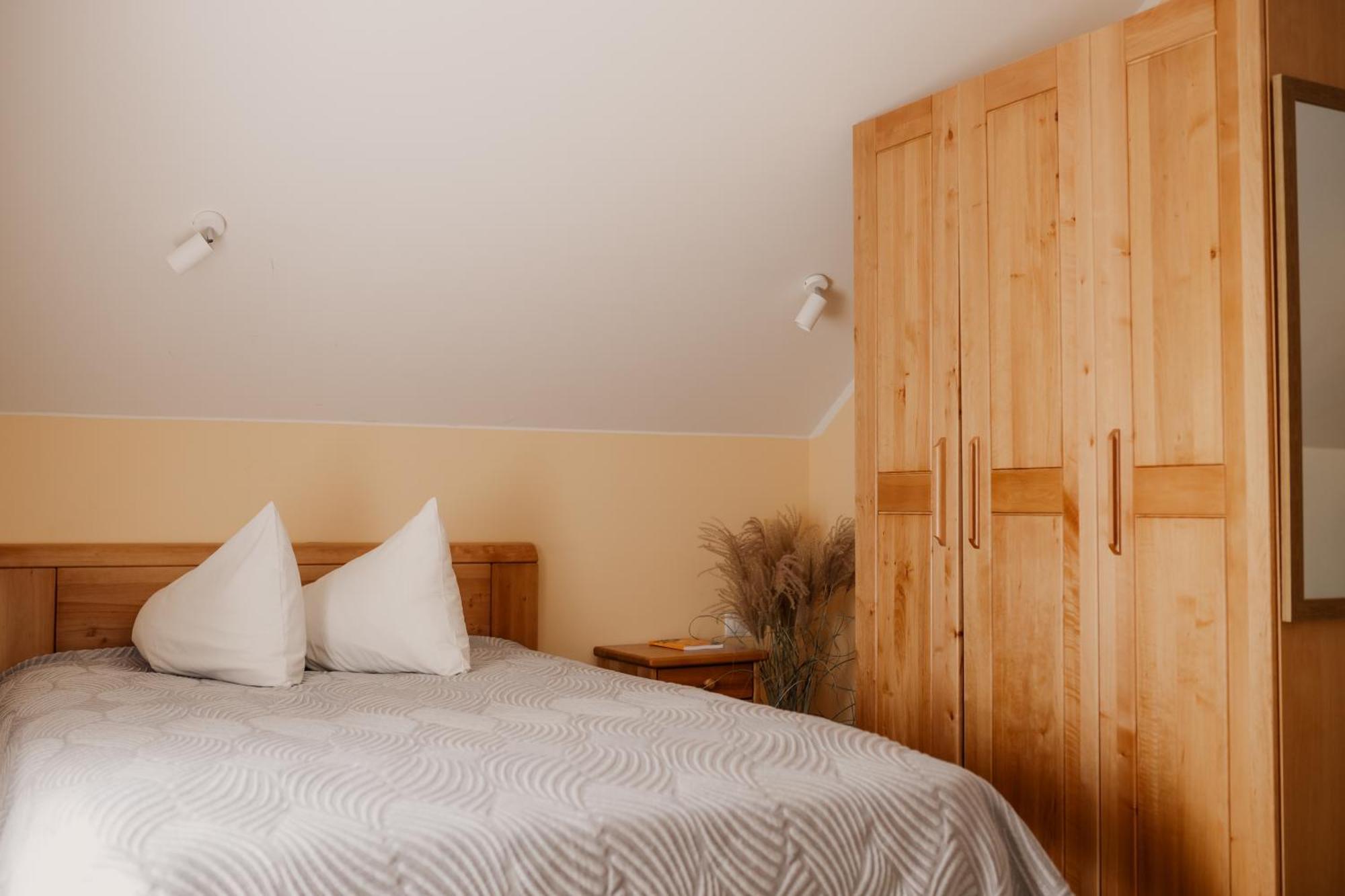 Saules Iela 2A Aparthotel Saldus Δωμάτιο φωτογραφία