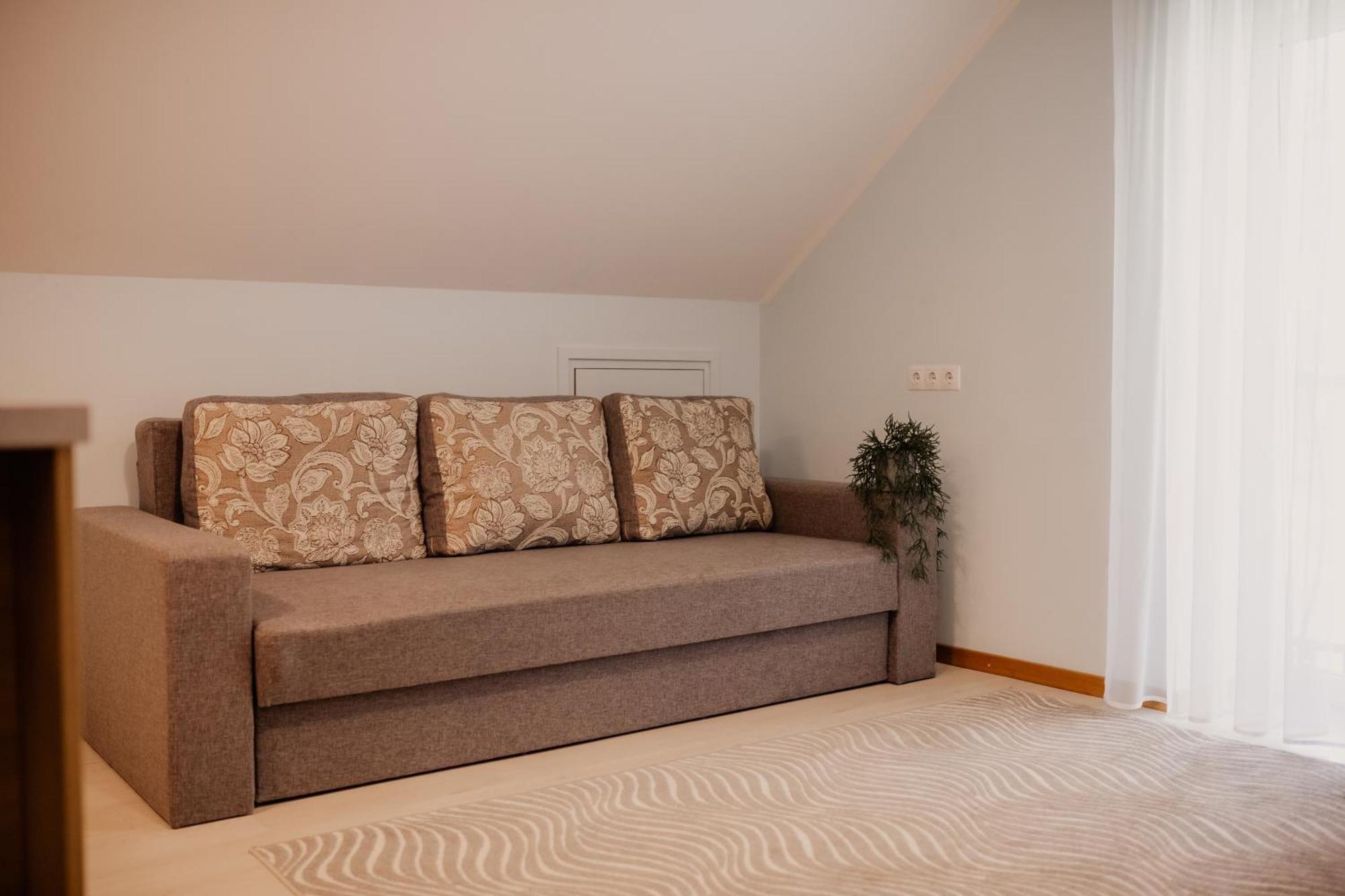 Saules Iela 2A Aparthotel Saldus Δωμάτιο φωτογραφία